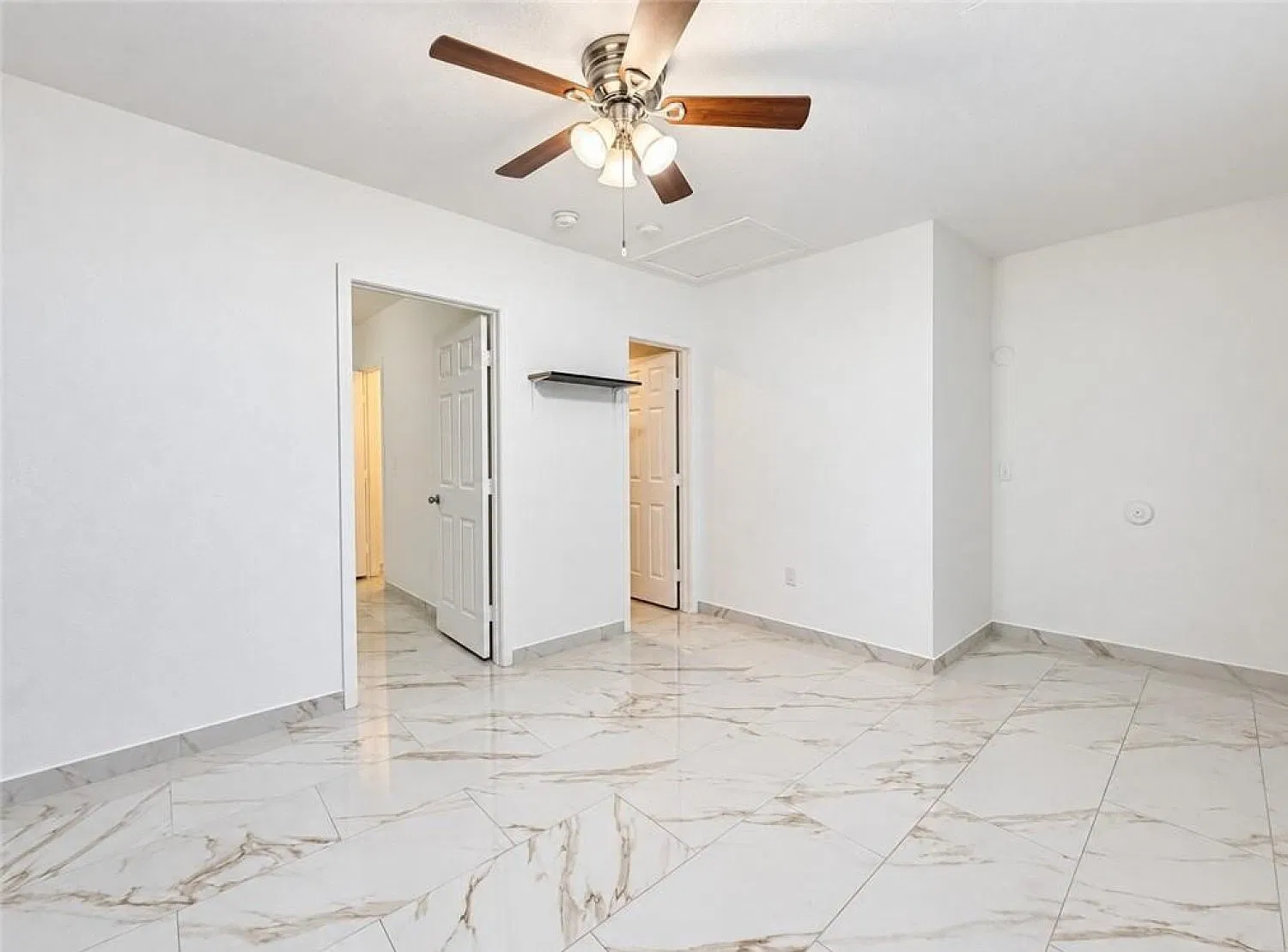 1 bed, 490 sqft, $1,745 — Photo 3