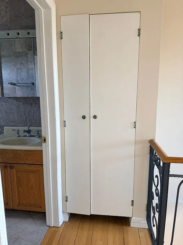 2 bed, 1.5 bath, 950 sqft, $2,500 — Photo 3