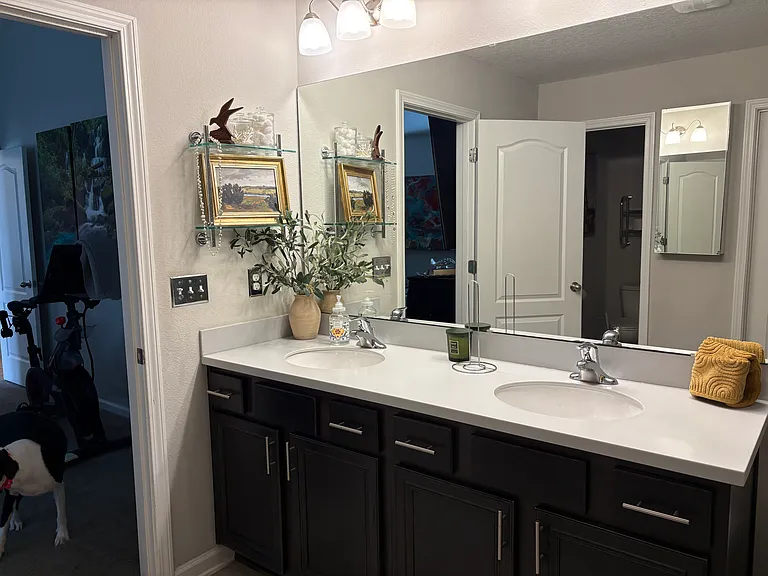 589 Seville Pkwy — Photo 16