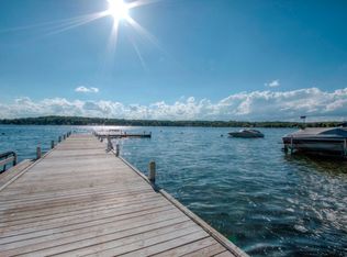 624 Cedar Point Dr, Williams Bay, WI 53191