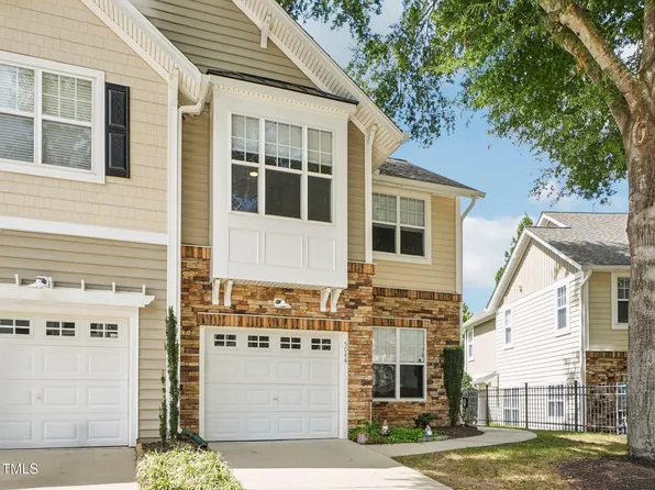 5044 Amber Clay Ln, Raleigh, NC 27612