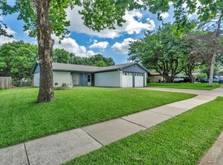 1008 Westminister Ct, Arlington, TX 76015