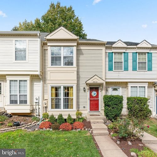 2nd image of 9621 Lambeth Ct