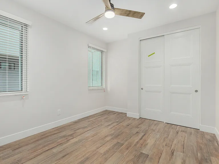 4525 N 40th St #8 — Photo 20
