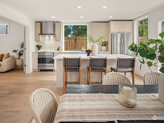 4th image of 9741 Mary Avenue NW