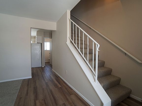 3rd image of 6729 Hampton Dr