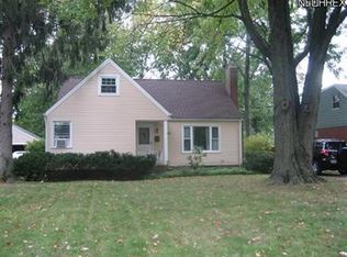 4900 W 227th St, Fairview Park, OH 44126