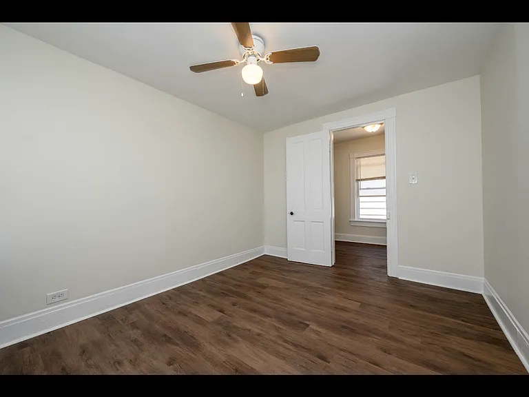 230 John St #2 — Photo 14