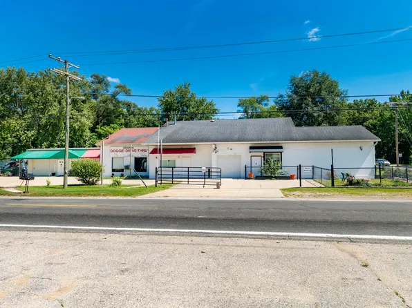 2639 S 3rd St, Niles, MI 49120