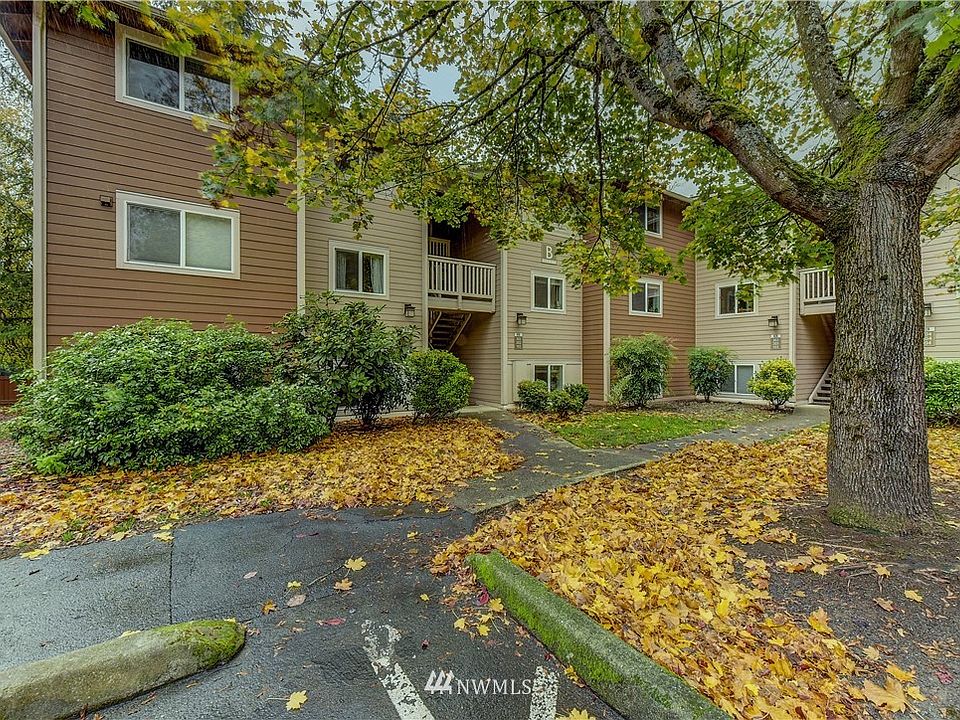 Welcome Home to Timber Ridge #B302!