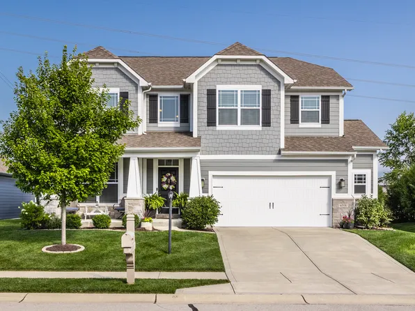 6318 Sugar Maple Dr, Zionsville, IN 46077