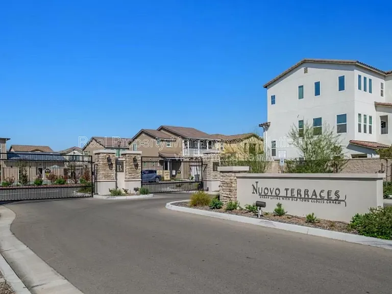 2534 Mustang Dr — Photo 44