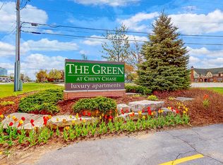 The Green At Chevy Chase Apartments, Buffalo Grove, IL 60089