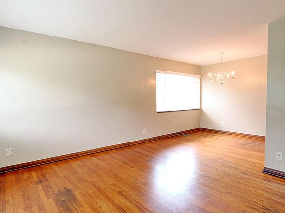 2nd image of 4419 Washington Ave SE #A