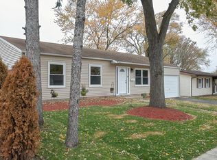 424 Glen Ave, Romeoville, IL 60446