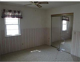 5th image of 1519 Clark Ave