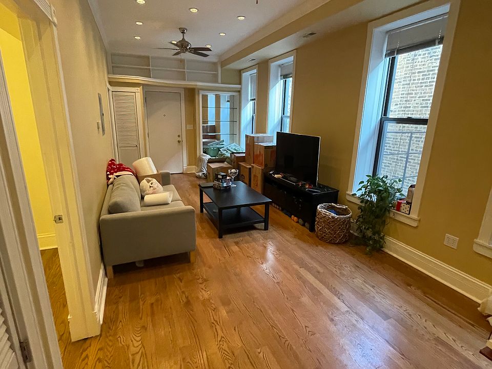 1st image of 1361 N Ashland Ave APT 3E