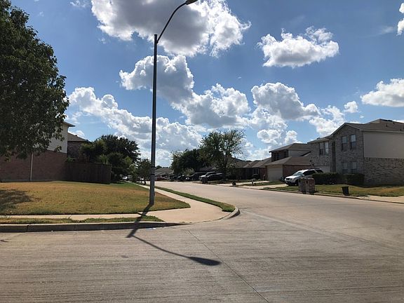 5th image of 125 Stoneridge Dr