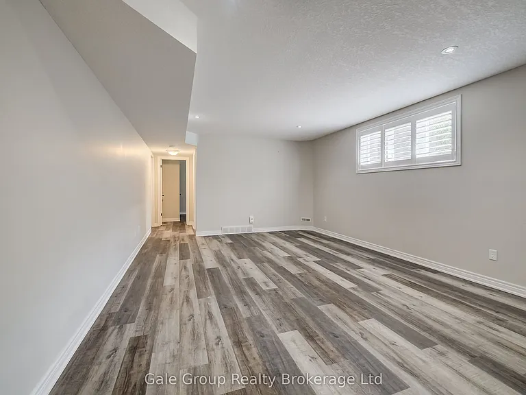 151 Norwich Ave — Photo 6