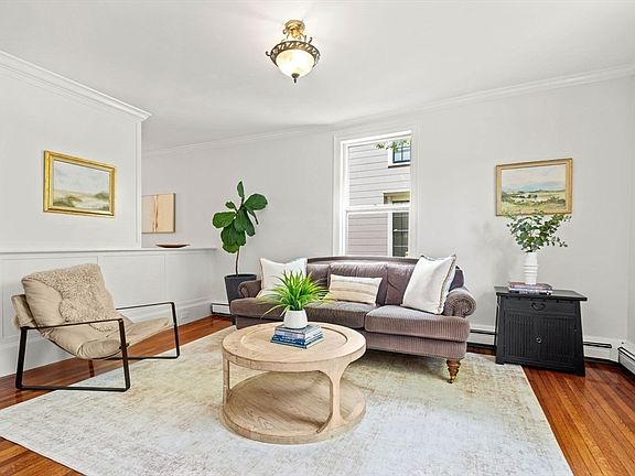 4th image of 86 Federal St