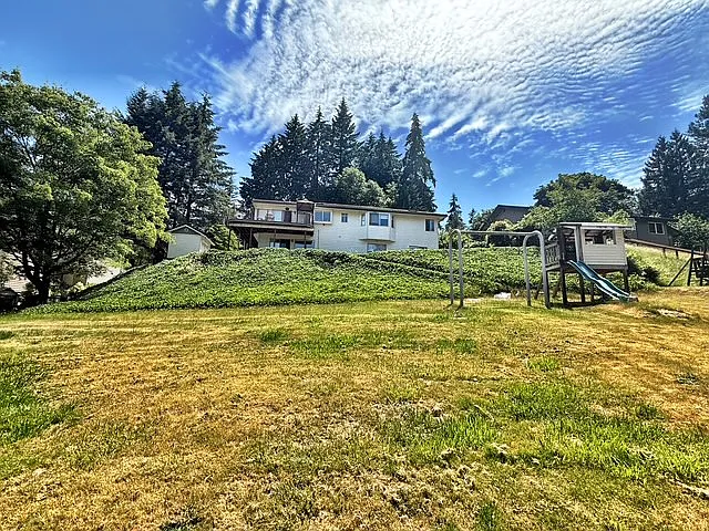634 NE Dawn Rd — Photo 38