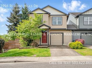 33956 Rolling Hills Dr, Scappoose, OR 97056