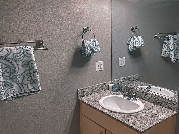 5th image of 1643 6th Ave APT 206