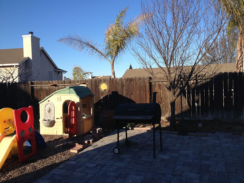 2nd image of 2116 El Lago Dr