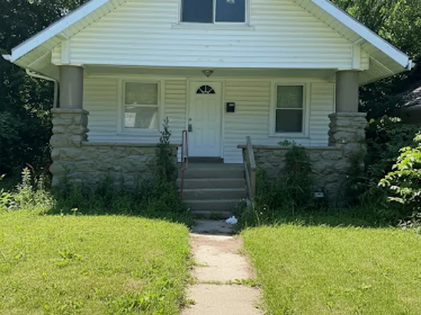 4932 Bellefontaine Ave, Kansas City, MO 64130
