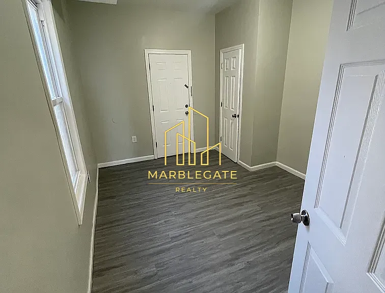 220 N 5th St #22 — Photo 4
