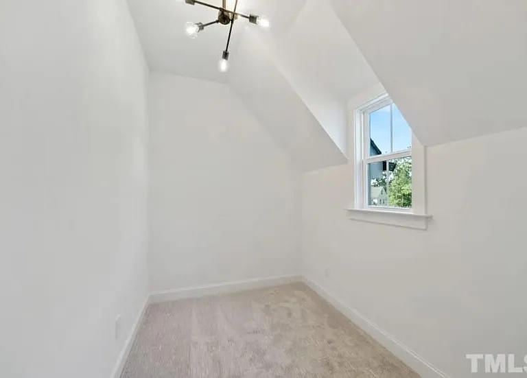 1512 Rock Dove Way — Photo 41