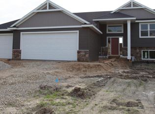 1105 28th St SW, Austin, MN 55912