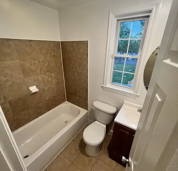 2518 Kent Village Dr #1 — Photo 12