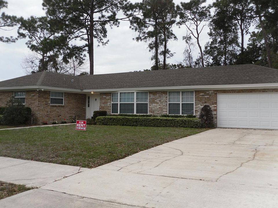 1st image of 3327 Pickwick Dr S