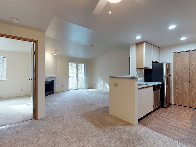 Canyon Pointe — Photo 18