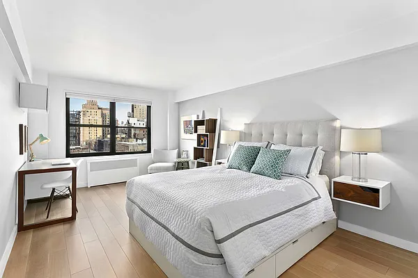 Sold by Compass | media 3