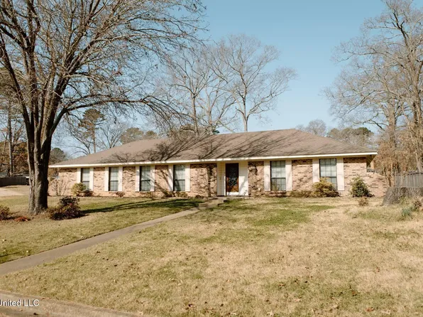 146 Forest Ridge Dr, Brandon, MS 39042