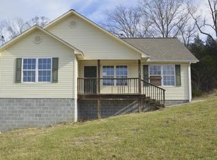 235 Sandy Hill Rd, La Follette, TN 37766