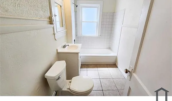 1605 Hillcrest Rd #1 — Photo 13