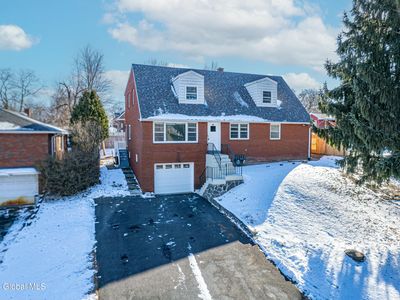 86 Hackett Boulevard, Albany, NY, 12209