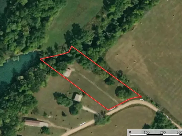 525 Easy Street, Noel, MO 64854