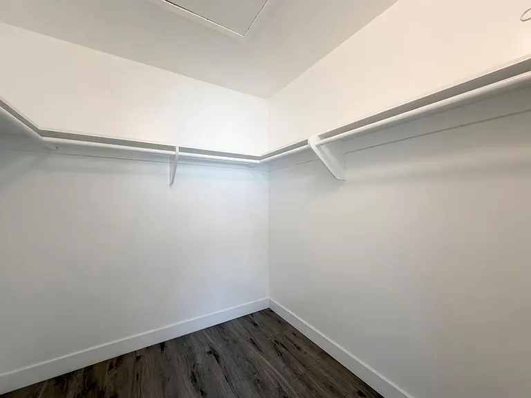 1102 Euclid St — Photo 14