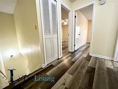 4th image of 11909 Lakemist Cir #1
