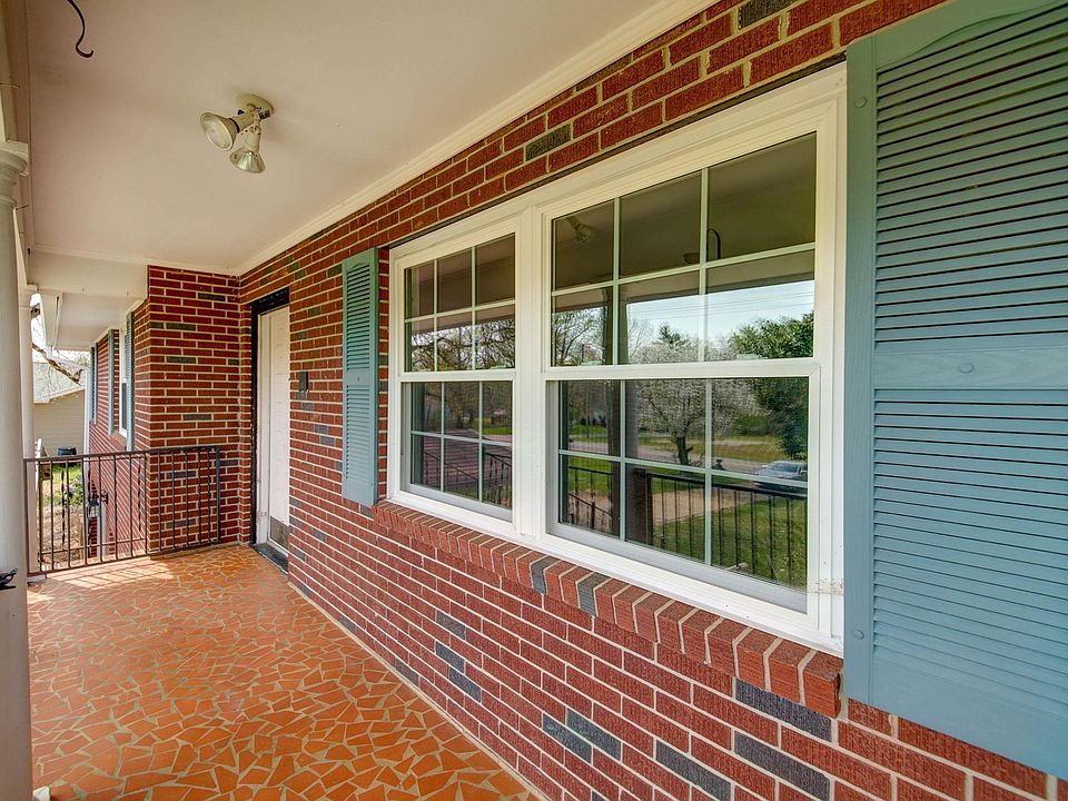 412 Hammett Bridge Rd, Greer, SC 29650 Zillow