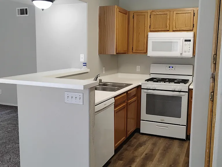 8450 Alta Dr #208 — Photo 8