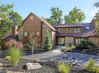 2346 Timber Line Ct, Harrisburg, PA 17112