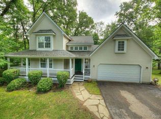 11417 Tall Shadows Ct, PINCKNEY, MI