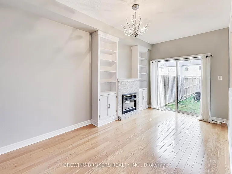 33 Pearcey Cres — Photo 8