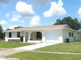 800 Damask St NE, Palm Bay, FL 32905