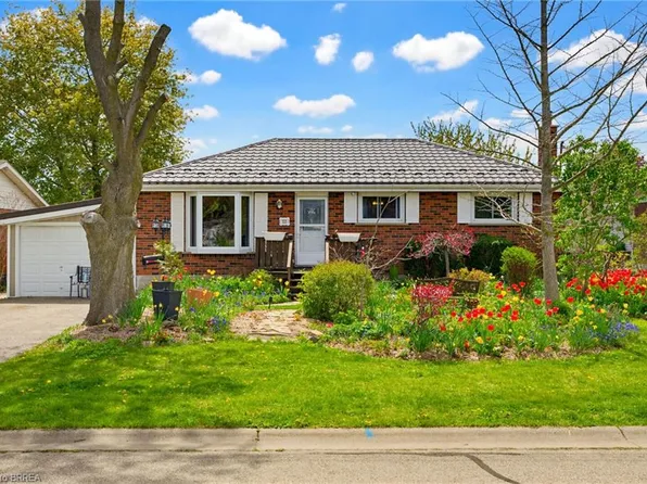 12 McCammon St, Brant, ON N3L 1V9